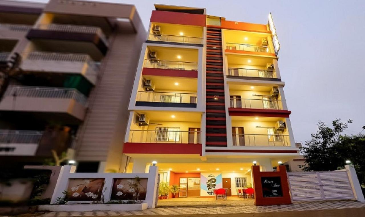 Restr Inn Nagpur Extérieur photo